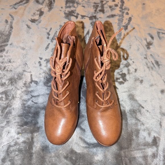 Brown Ankle Booties Size US 7 - Picture 2 of 3